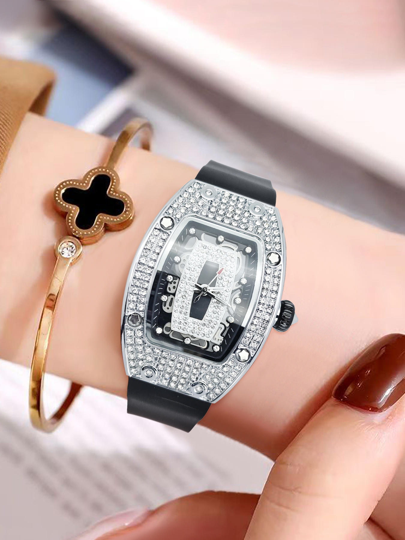 Luxury Watch It - Trendy Full Diamond Women's Quartz Watch,