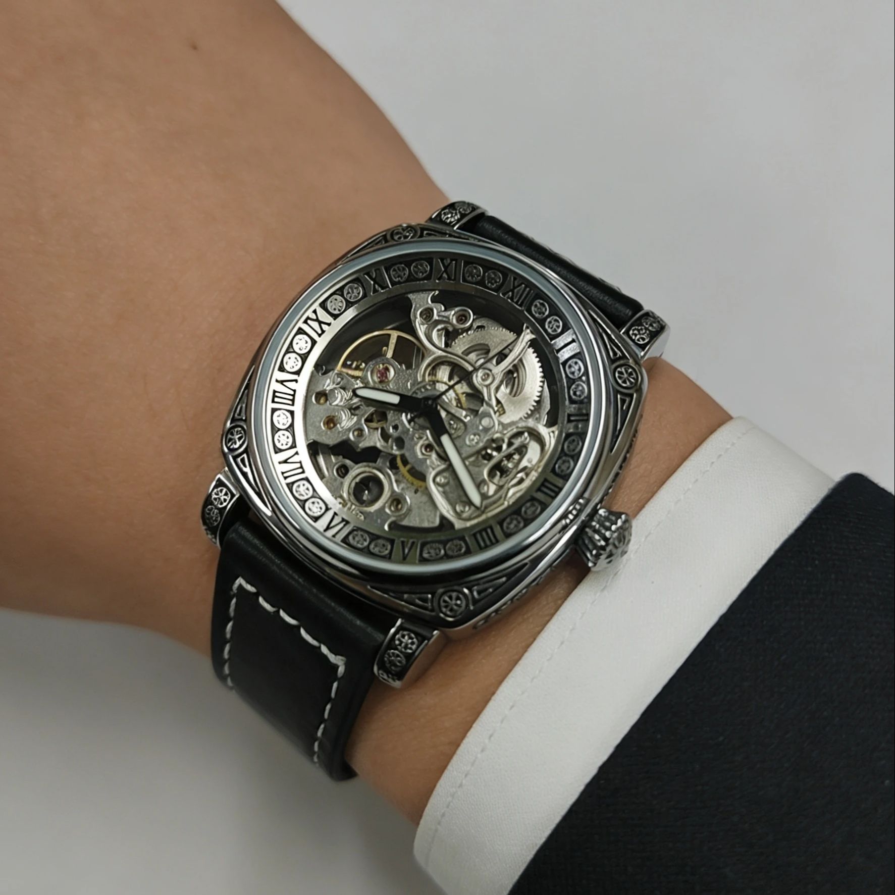 New Vintage Skeleton Mechanica - Luxury Watch It avis et prix