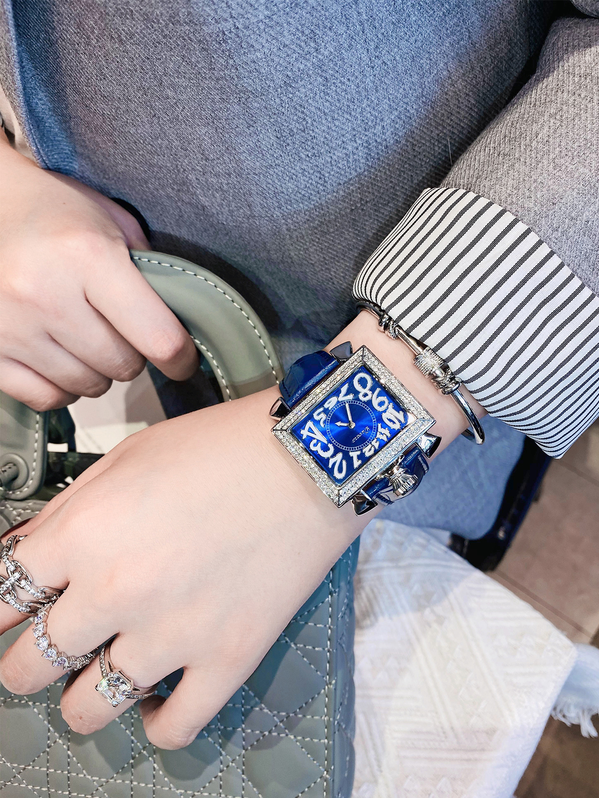 SALE!!! Discount Davena Crysta - Luxury Watch Discount avis et prix