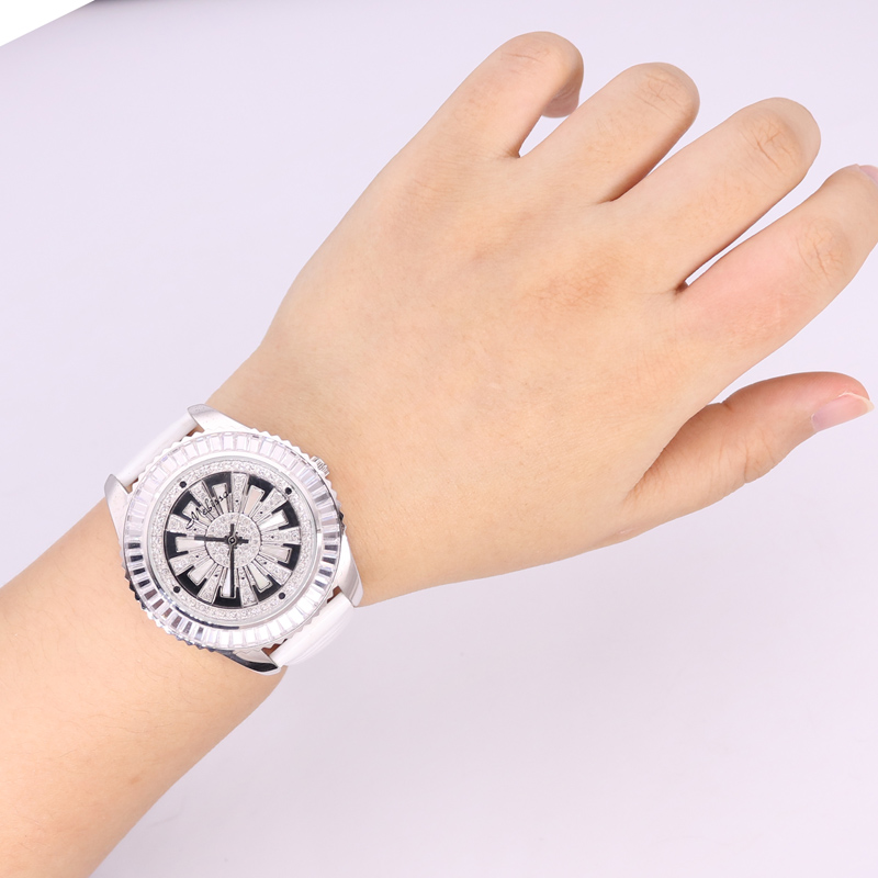 SALE!!! Discount Davena Spin C - Luxury Watch Discount avis et prix
